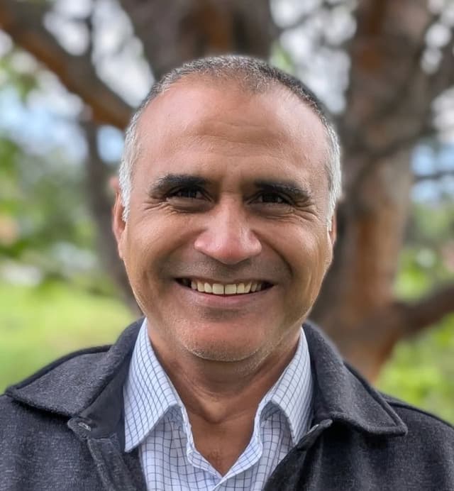 Saeed Khan, Co-Founder & Vice President, Fabrication at Great Sky